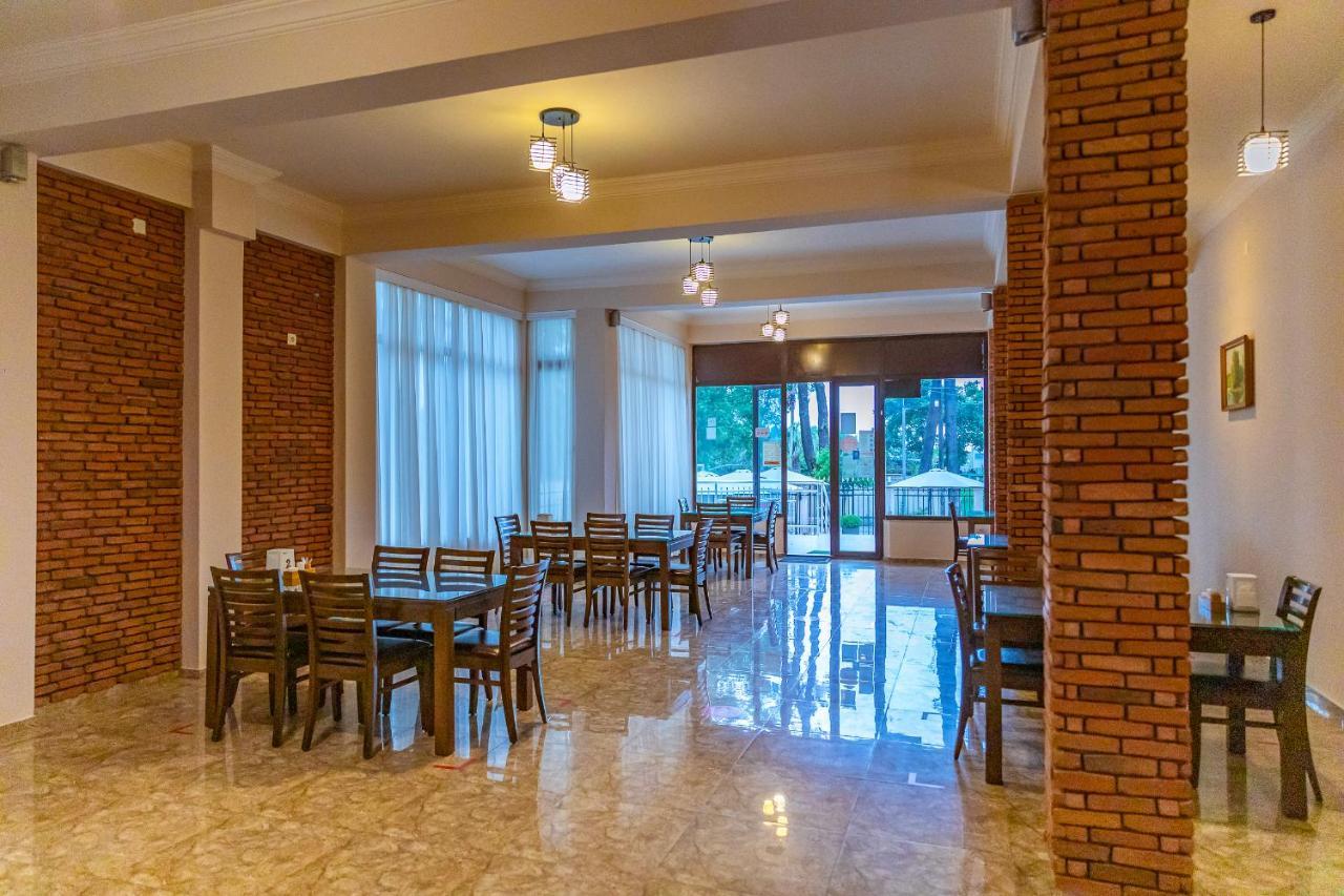 Samni Hotel Ureki Exterior photo